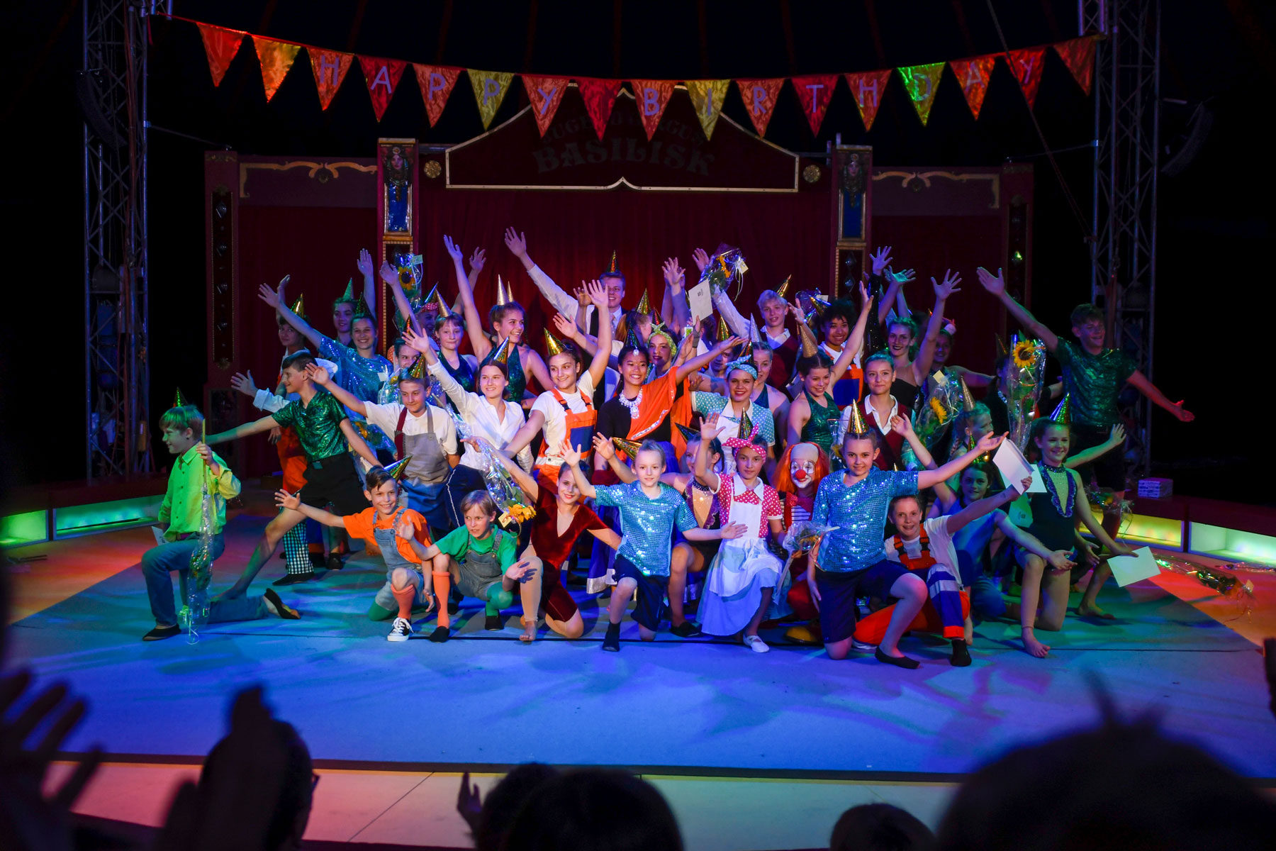 JCB Jugend Circus Basilisk Seite 9 der Kinder und Jugend Circus